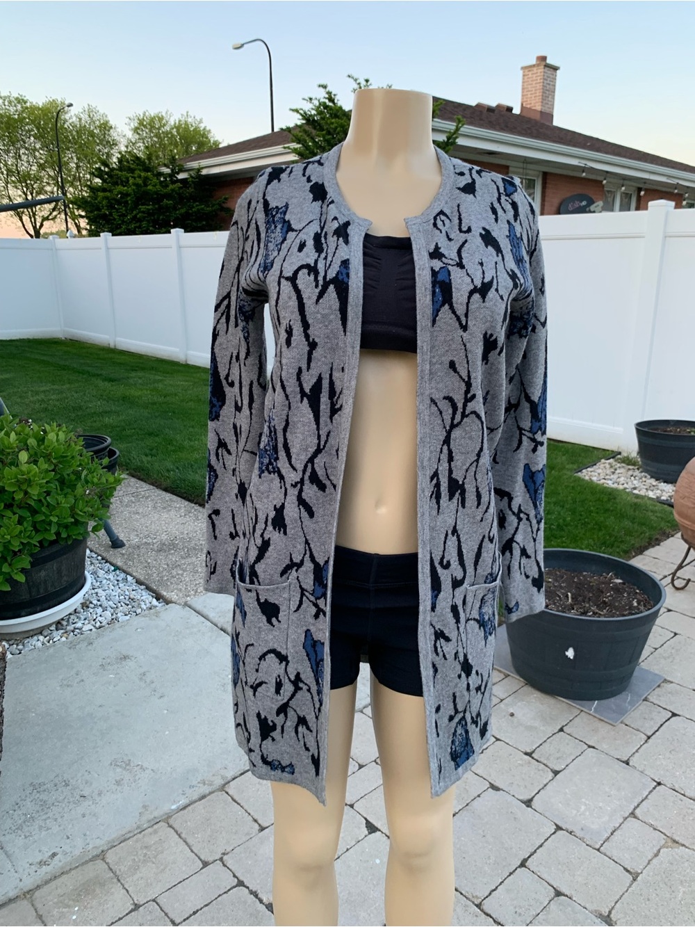 Joseph A  long open front cardigan gray and blue size S